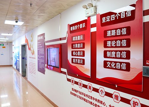 强化标杆引领，推进阵地建设